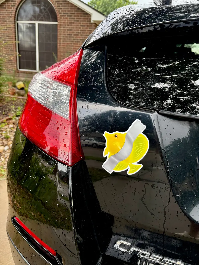 6.2M Yellow Tang Car Magnet 1